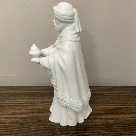 Avon Nativity Collectibles Wise Man King - Picture 3 of 6